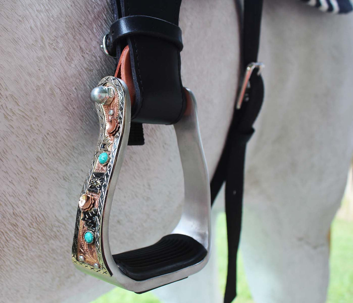 Turquoise Stone Aluminum Copper Barrel Stirrups R849348