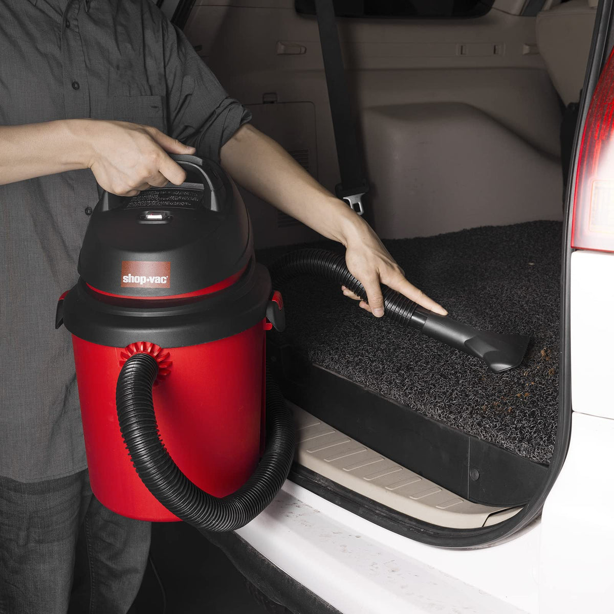 4 Gallon 4.0 Peak HP Wet/Dry Vacuum I876968